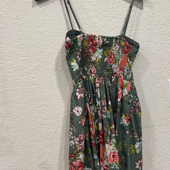Floral Green Mini Dress - Picture 7 of 7